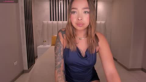 Snapshot of ambarowens chatting on December 15, 2025, 12:26 am ambarowens online show from December 15, 2025, 12:26 am