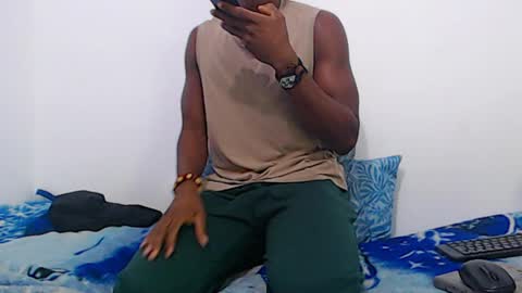 ambartxsex online show from May 20, 2026, 5:02 am