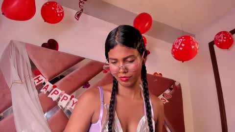  Amber  online show from February 16, 2026, 7:32 pm