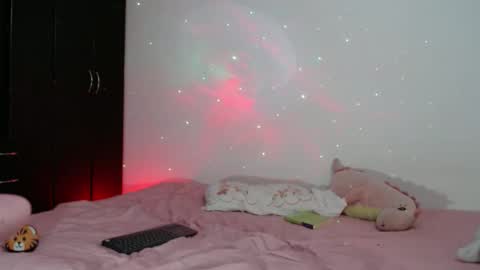 Snapshot of ambel_rose chatting on September 27, 2025, 3:55 am ambel_rose online show from September 27, 2025, 3:55 am