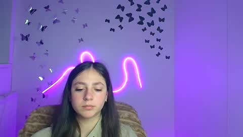 Snapshot of amber__r chatting on April 18, 2026, 7:07 pm Amber online show from April 18, 2026, 7:07 pm