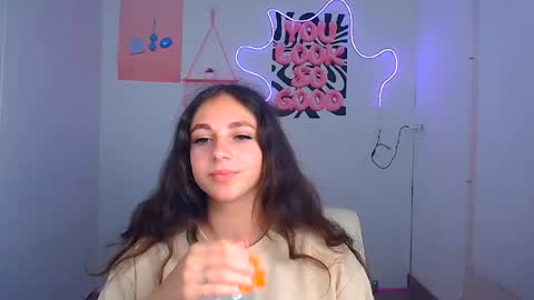 Snapshot of amber__r chatting on July 13, 2026, 11:24 am Amber online show from July 13, 2026, 11:24 am