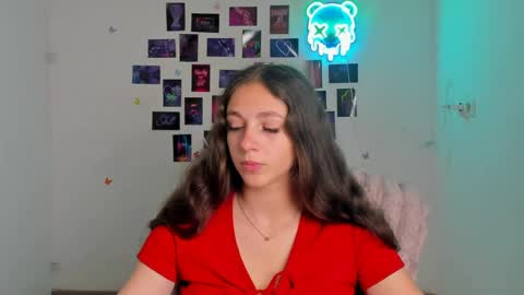 Snapshot of amber__r chatting on July 21, 2026, 5:43 am Amber online show from July 21, 2026, 5:43 am