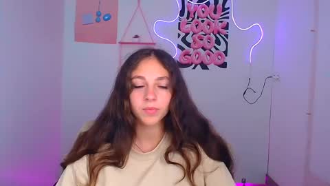 Snapshot of amber__r chatting on July 28, 2026, 5:47 am Amber online show from July 28, 2026, 5:47 am