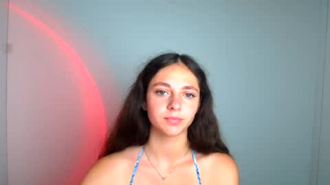 Snapshot of amber__r chatting on August 3, 2026, 9:04 am Amber online show from August 3, 2026, 9:04 am