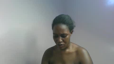 Snapshot of amber_cutie2 chatting on April 27, 2026, 6:11 am amber_cutie2 online show from April 27, 2026, 6:11 am