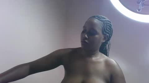 Snapshot of amber_cutie2 chatting on May 14, 2026, 11:06 am amber_cutie2 online show from May 14, 2026, 11:06 am