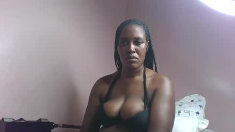 Snapshot of amber_cutie2 chatting on May 18, 2026, 4:13 pm amber_cutie2 online show from May 18, 2026, 4:13 pm