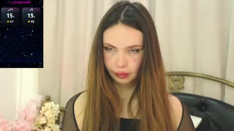 Snapshot of amber_gem chatting on April 23, 2026, 10:47 am Amber online show from April 23, 2026, 10:47 am