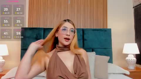 Snapshot of amber_kiss_ chatting on July 18, 2026, 7:17 pm Emily online show from July 18, 2026, 7:17 pm