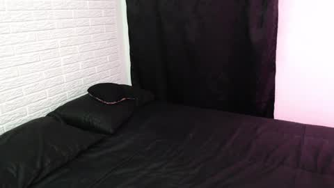 Snapshot of amber_rouss chatting on December 29, 2024, 1:34 am ROUSS online show from December 29, 2024, 1:34 am