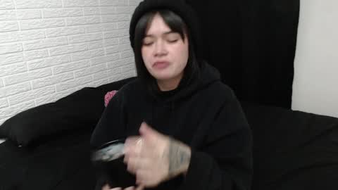 Snapshot of amber_rouss chatting on January 4, 2025, 2:03 am ROUSS online show from January 4, 2025, 2:03 am