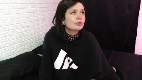 Snapshot of amber_rouss chatting on January 10, 2025, 9:13 am ROUSS online show from January 10, 2025, 9:13 am