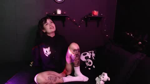 Snapshot of amber_rouss chatting on October 10, 2025, 12:31 am ROUSS online show from October 10, 2025, 12:31 am