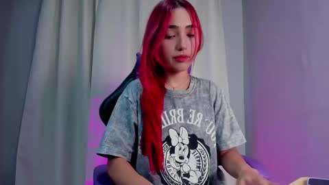 Amber Baker  online show from March 10, 2025, 4:25 pm