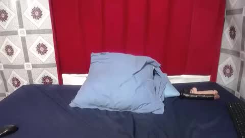 amberdiamond25 online show from September 12, 2025, 7:19 am