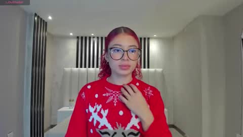 Snapshot of amberfox_1 chatting on December 21, 2025, 10:44 am Amber Fox online show from December 21, 2025, 10:44 am