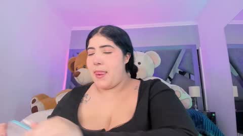 Amber  online show from October 10, 2025, 12:04 pm