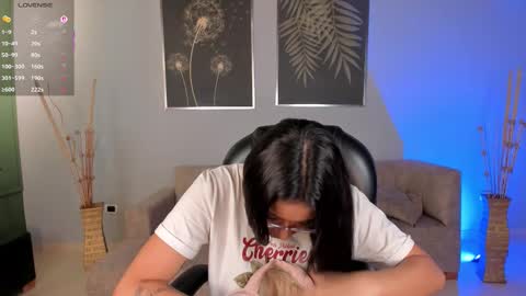 Amber  online show from November 2, 2025, 11:07 pm