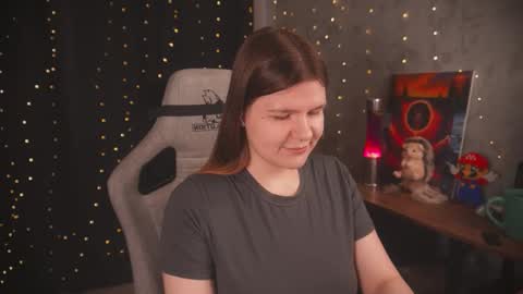 Snapshot of amberlyyy chatting on February 18, 2026, 5:03 am my name is Sonya but you can call me your favorite girl 3 online show from February 18, 2026, 5:03 am