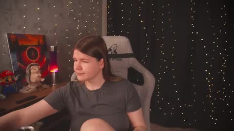 Snapshot of amberlyyy chatting on February 19, 2026, 5:36 am my name is Sonya but you can call me your favorite girl 3 online show from February 19, 2026, 5:36 am