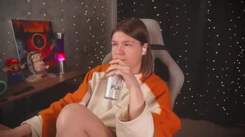 Snapshot of amberlyyy chatting on February 28, 2026, 5:08 am my name is Sonya but you can call me your favorite girl 3 online show from February 28, 2026, 5:08 am