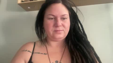 Snapshot of ambermoss7 chatting on November 14, 2025, 6:28 pm ambermoss7 online show from November 14, 2025, 6:28 pm