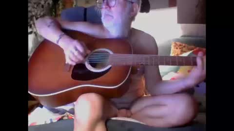 Snapshot of amberr11 chatting on September 22, 2025, 11:07 pm Amberr11 online show from September 22, 2025, 11:07 pm