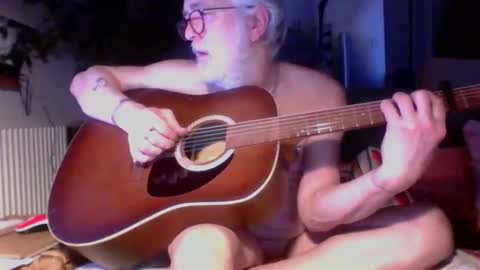 Amberr11 online show from December 14, 2025, 11:42 pm