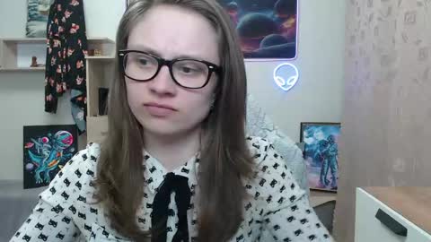 Snapshot of ambersimard chatting on May 26, 2026, 3:30 pm Amber online show from May 26, 2026, 3:30 pm