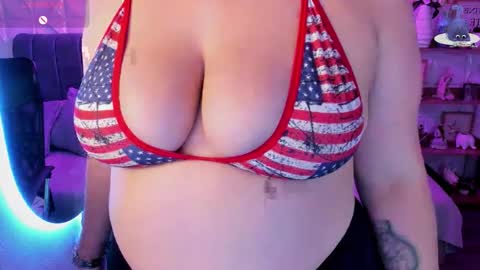 Amber online show from April 8, 2026, 9:59 pm