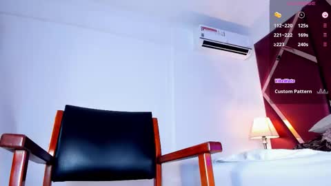 Snapshot of ambervegaa chatting on November 28, 2025, 11:02 am ambervegaa online show from November 28, 2025, 11:02 am