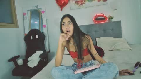 Amber  online show from March 10, 2026, 8:14 pm