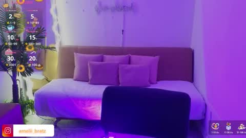 Snapshot of ameelia_tay chatting on October 31, 2025, 11:00 am AMELIA online show from October 31, 2025, 11:00 am