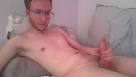 Snapshot of amekatt chatting on December 14, 2025, 3:06 pm Amekatt online show from December 14, 2025, 3:06 pm