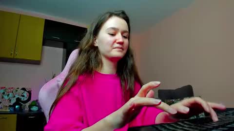 Snapshot of ameli_moon chatting on December 1, 2025, 2:44 pm Eileen online show from December 1, 2025, 2:44 pm