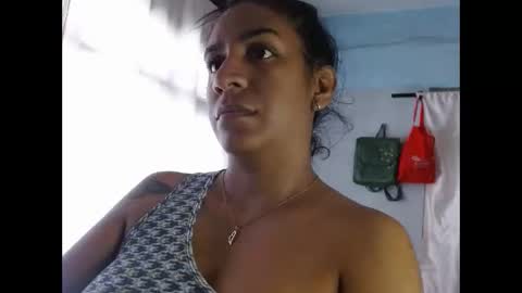 Snapshot of amelia_2023 chatting on January 6, 2025, 2:25 pm amelia  online show from January 6, 2025, 2:25 pm