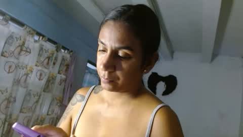 amelia  online show from November 27, 2025, 1:24 pm