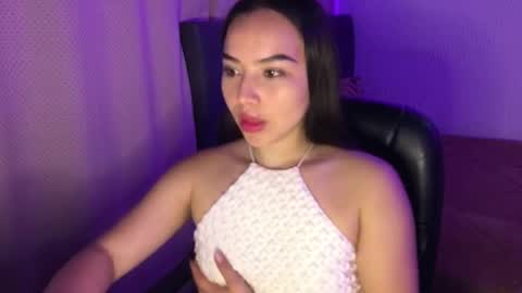 Amelia online show from June 7, 2026, 7:28 pm