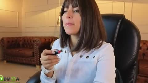 Snapshot of amelia_chillvibes chatting on April 18, 2026, 12:09 pm AMELIA online show from April 18, 2026, 12:09 pm
