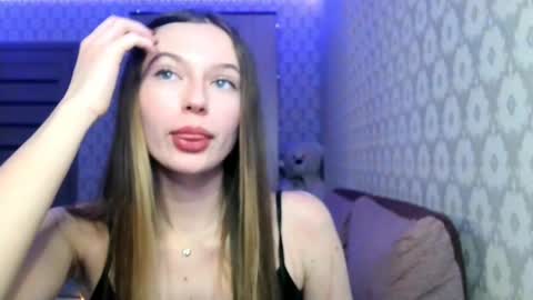 Snapshot of amelia_murmeow chatting on May 11, 2026, 7:55 pm amelia_murmeow online show from May 11, 2026, 7:55 pm