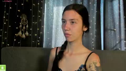Snapshot of amelia_skyy chatting on July 6, 2026, 1:35 am Anna online show from July 6, 2026, 1:35 am