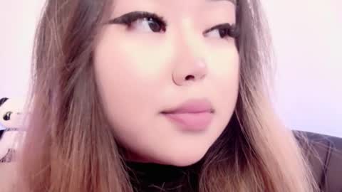 Snapshot of amelia_sunlight chatting on March 19, 2026, 3:27 pm Amelia online show from March 19, 2026, 3:27 pm