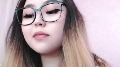 Amelia online show from May 14, 2026, 6:04 pm