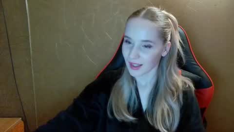 Snapshot of ameliaa333 chatting on June 6, 2026, 7:07 pm Amelia online show from June 6, 2026, 7:07 pm
