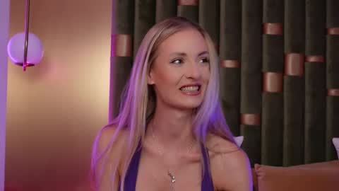 Snapshot of ameliaangell chatting on September 9, 2025, 4:39 pm Amelia online show from September 9, 2025, 4:39 pm