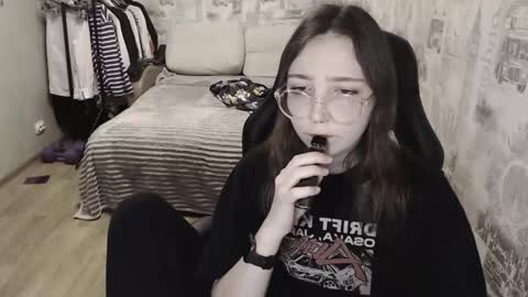 Snapshot of ameliakamishiro chatting on December 22, 2024, 3:11 pm Amelia online show from December 22, 2024, 3:11 pm