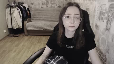 Snapshot of ameliakamishiro chatting on January 8, 2025, 5:15 pm Amelia online show from January 8, 2025, 5:15 pm