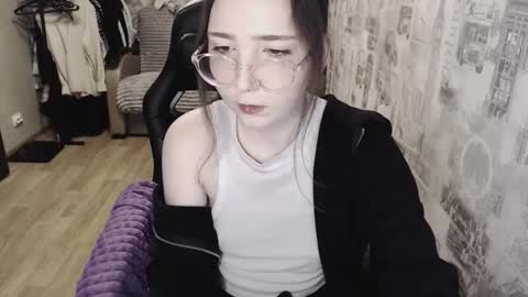 Snapshot of ameliakamishiro chatting on February 8, 2025, 9:57 pm Amelia online show from February 8, 2025, 9:57 pm