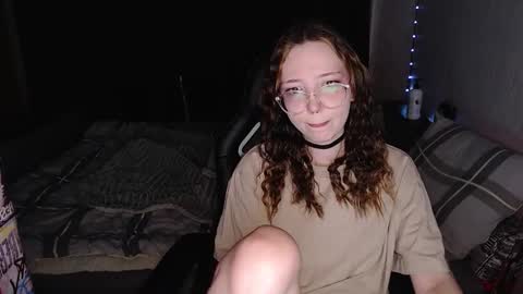 Amelia online show from November 13, 2025, 2:32 am